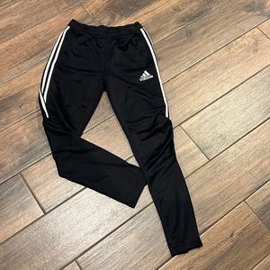 Adidas boys L black athletic pants